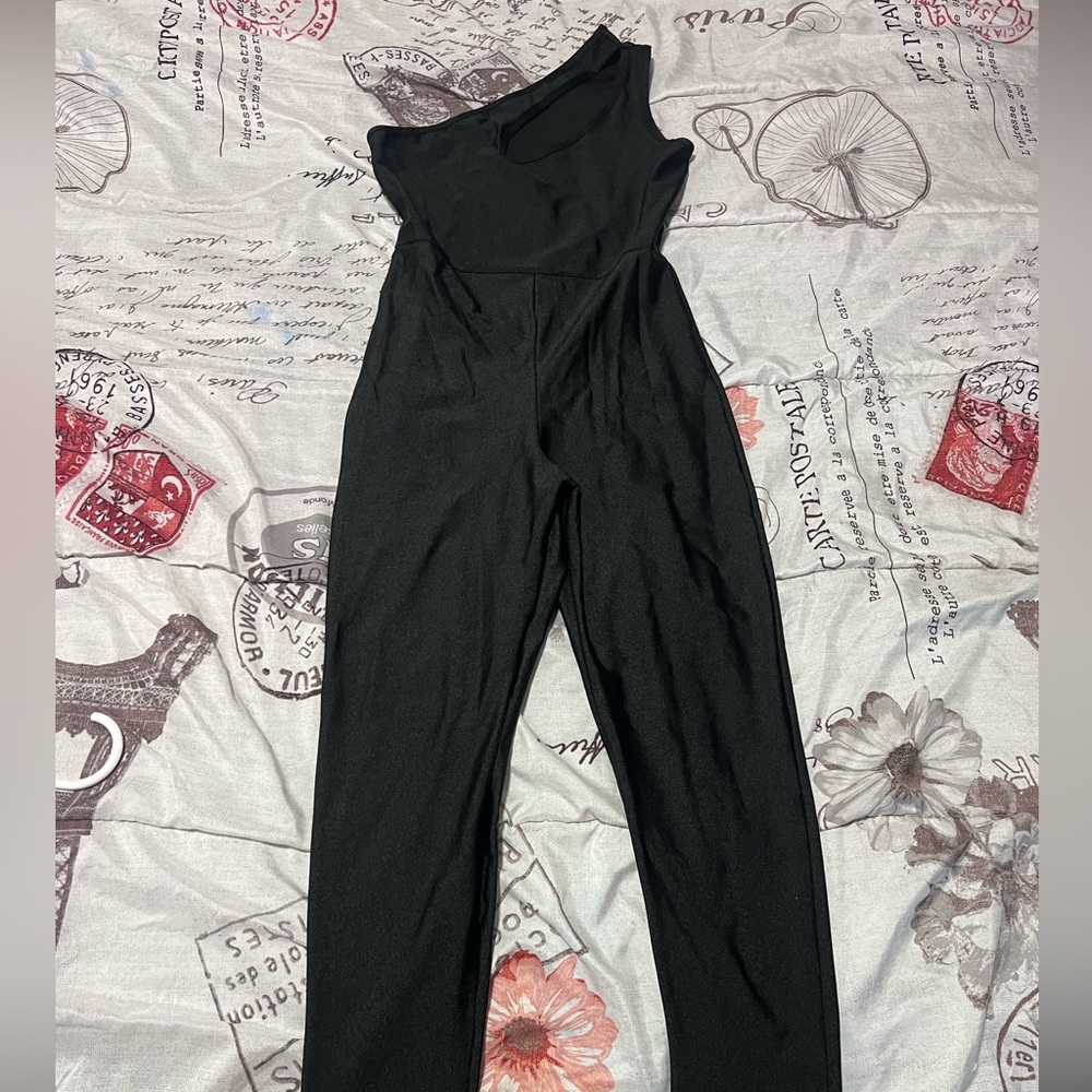 Black one strap bodysuit size M